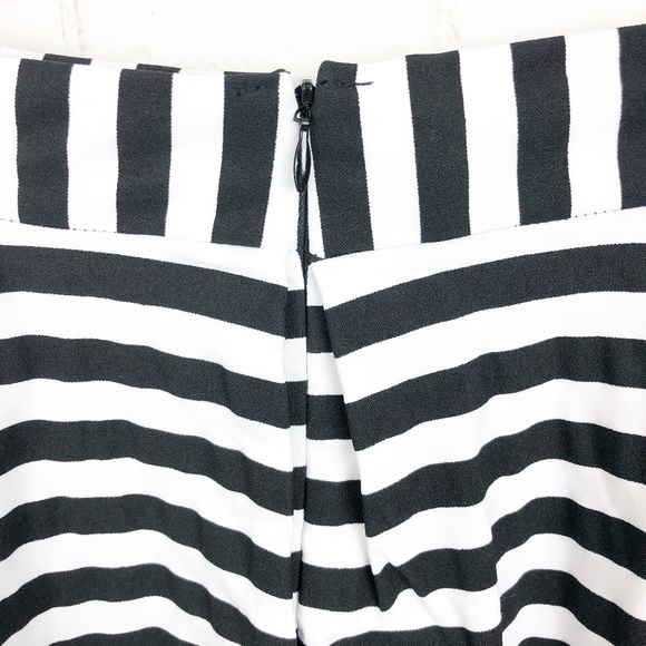The Vanity Room | Black & White Striped Skirt | XL - Picture 6 of 8